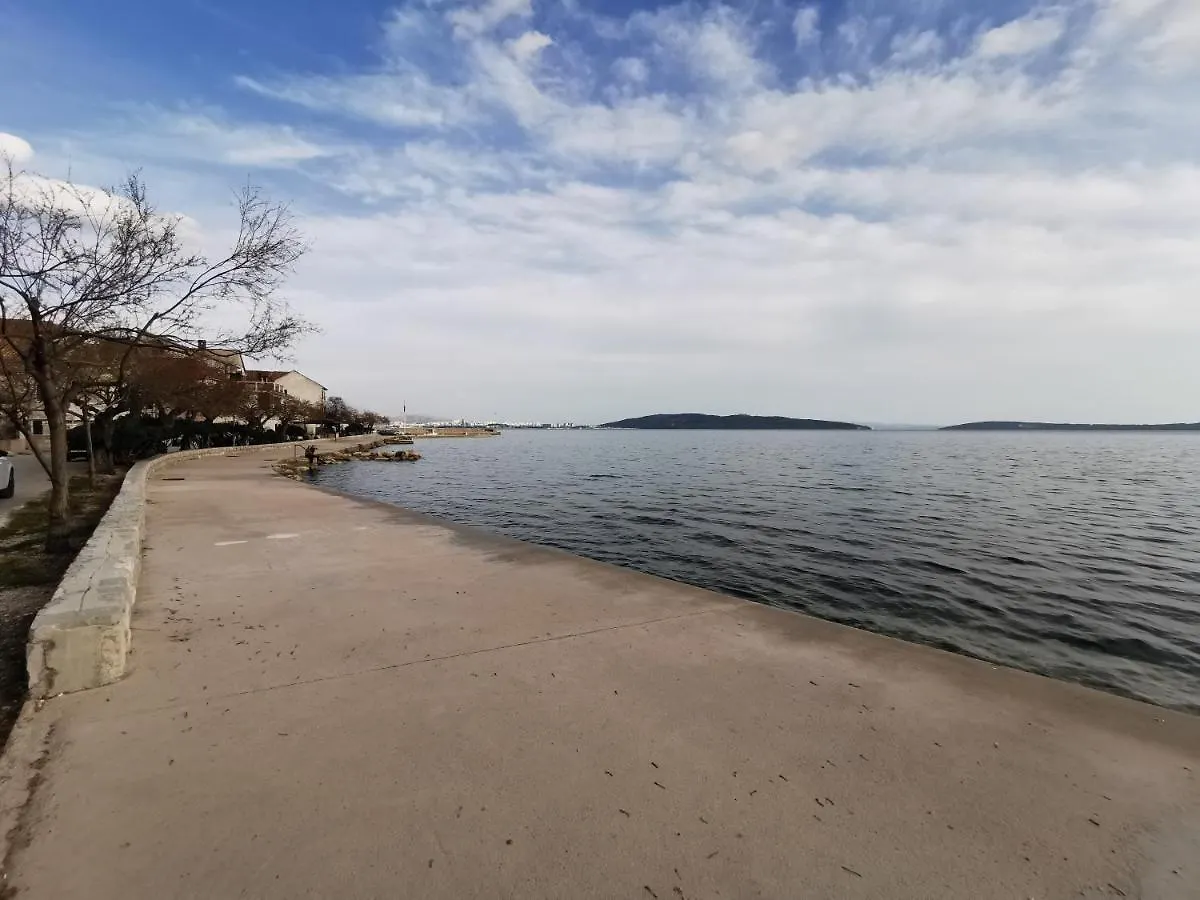 Apartment Miljenko I Dobrila Kastela Croatia
