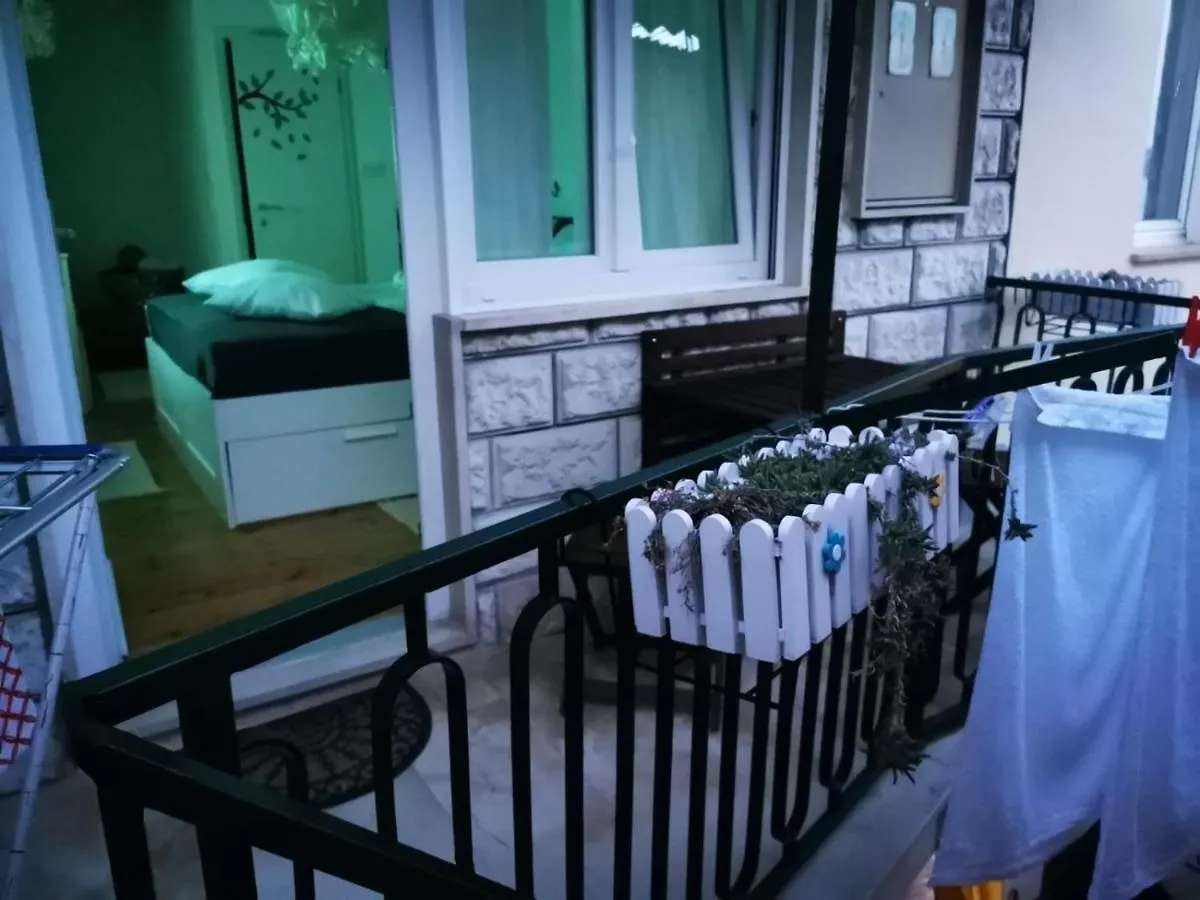 Apartment Miljenko I Dobrila Kastela