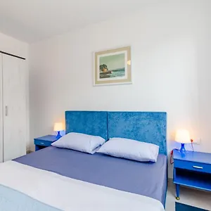 Karlo Apartman